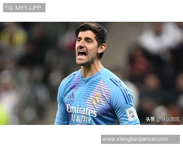 蒂博库尔图瓦从天才门将到球队核心领袖的成长与蜕变之路